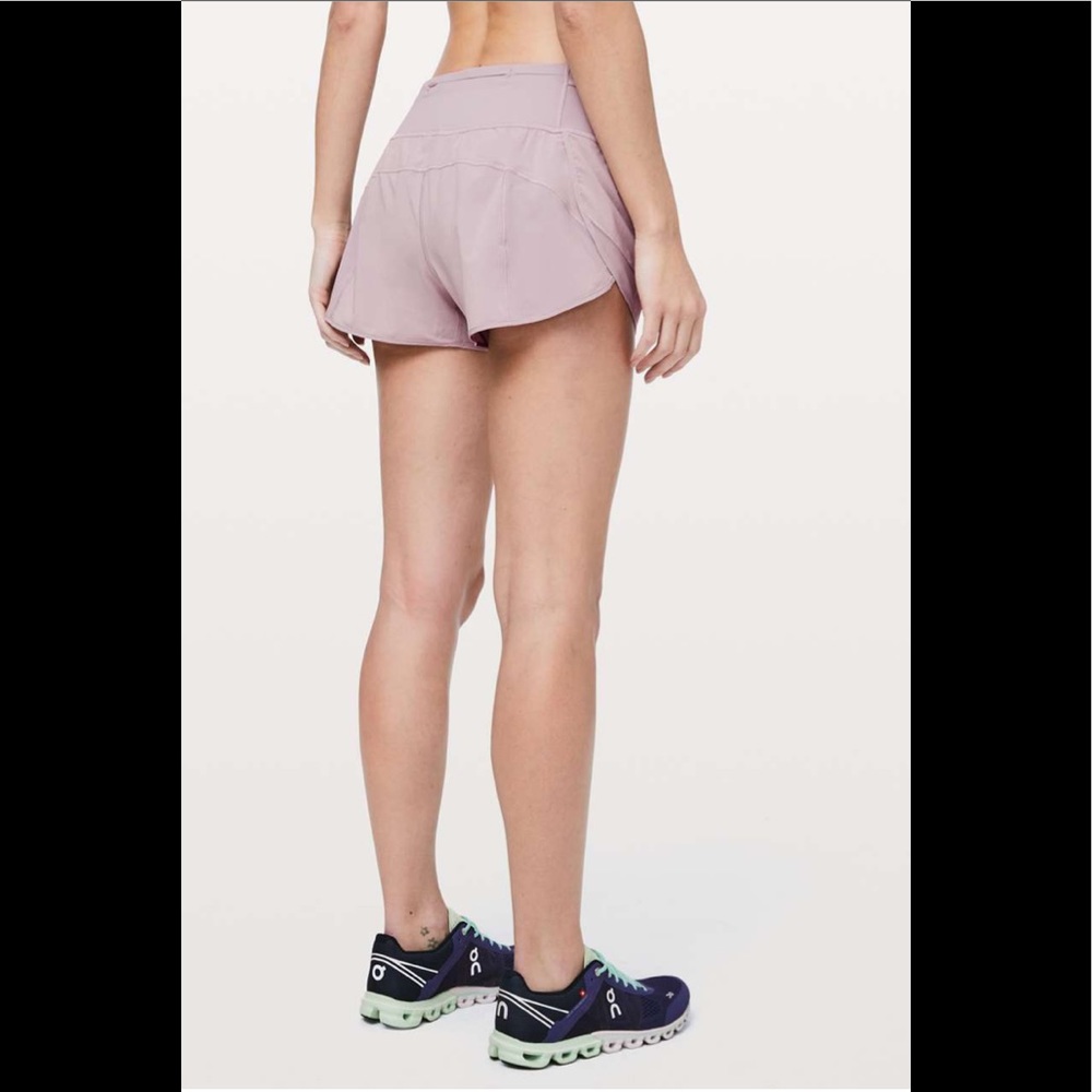 Lululemon Mesh Over Miles Short *3"
Powdered Mauve